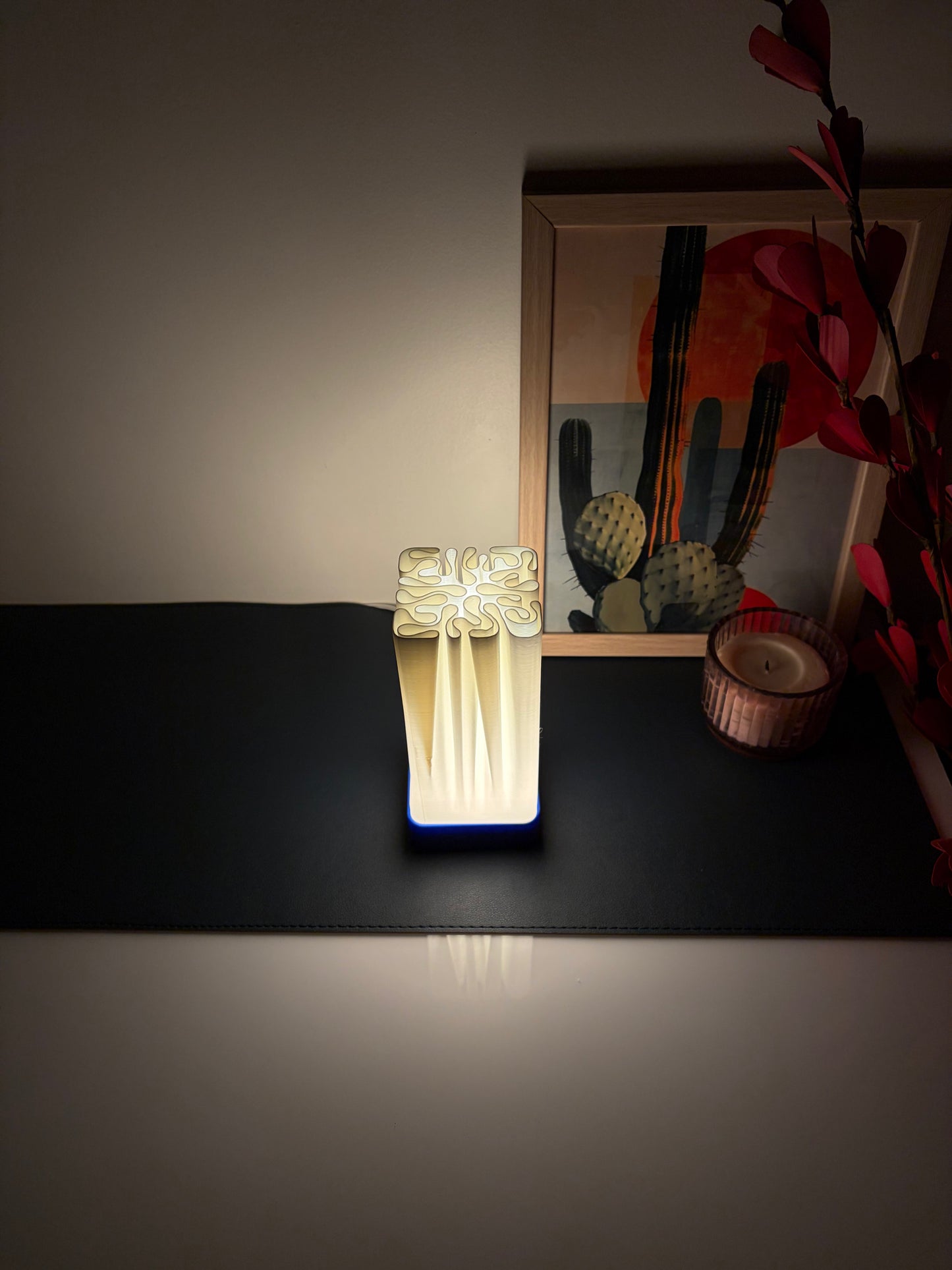 Praval - Coral Crown Lamp